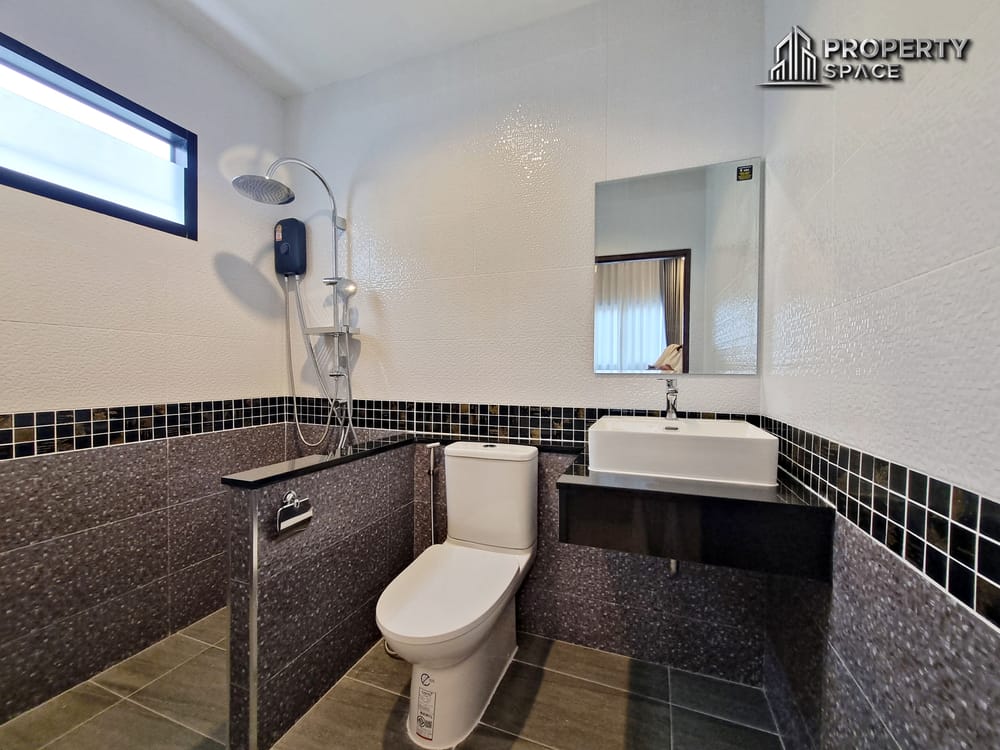 Brand New Pool Villa In Nong Pla Lai Pattaya Near Motorway For Sale Image 22