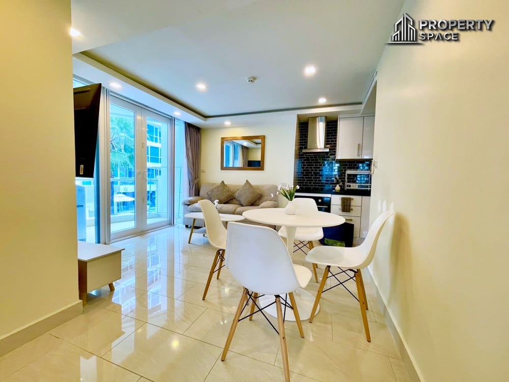 Modern 2 Bedroom in Grand Avenue Condo Central Pattaya For Rent Image 6