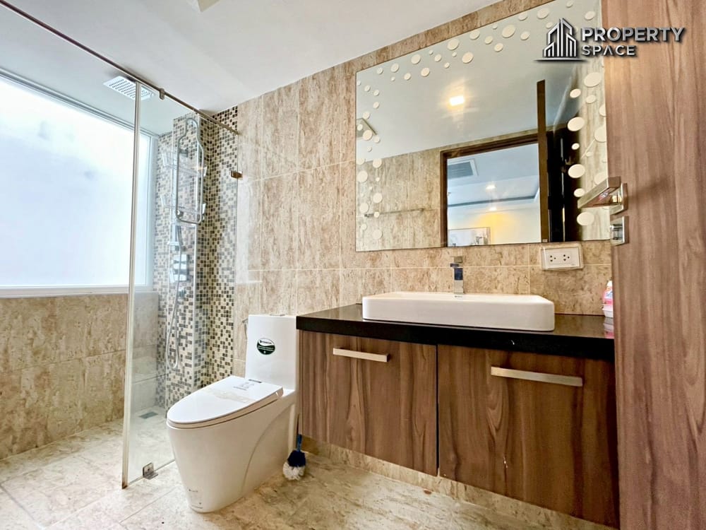 Modern 2 Bedroom in Grand Avenue Condo Central Pattaya For Rent Image 18