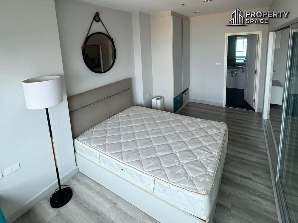 Sea View 1-Bedroom Condo In Centric Sea Central Pattaya For Sale Image 9