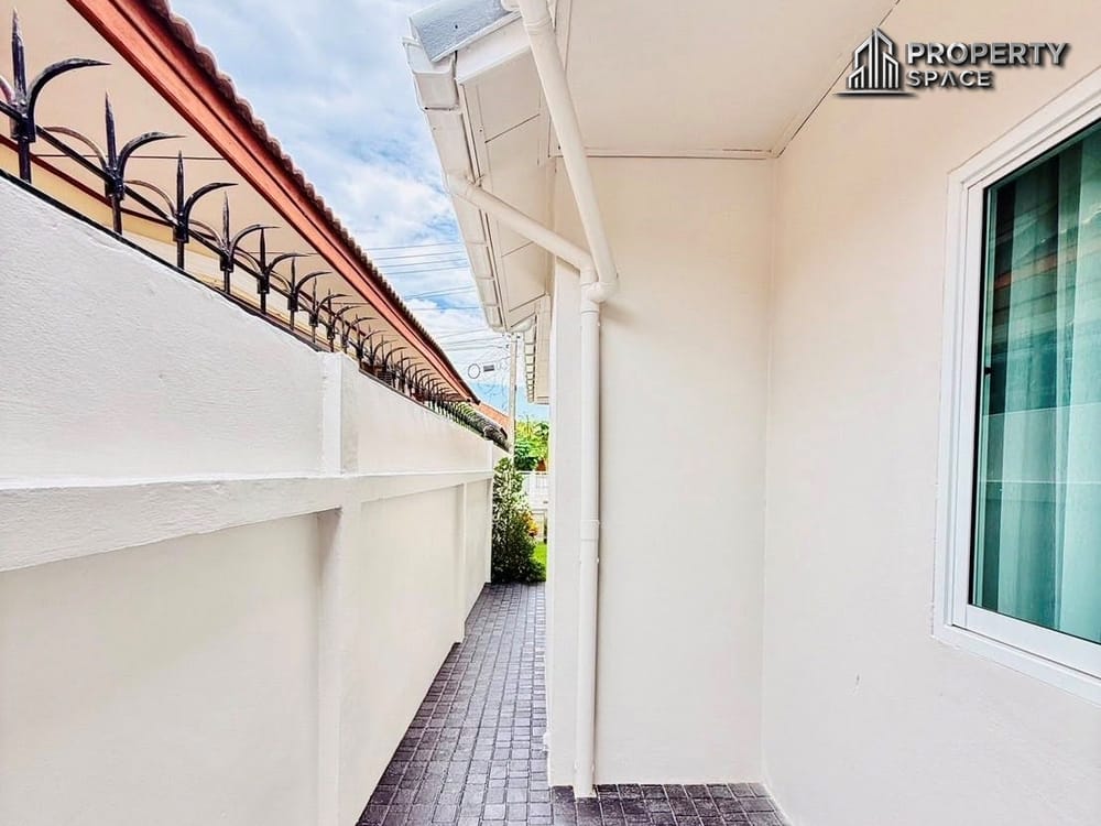 3 Bedroom Single-Story House In Khao Noi Pattaya For Sale Image 19