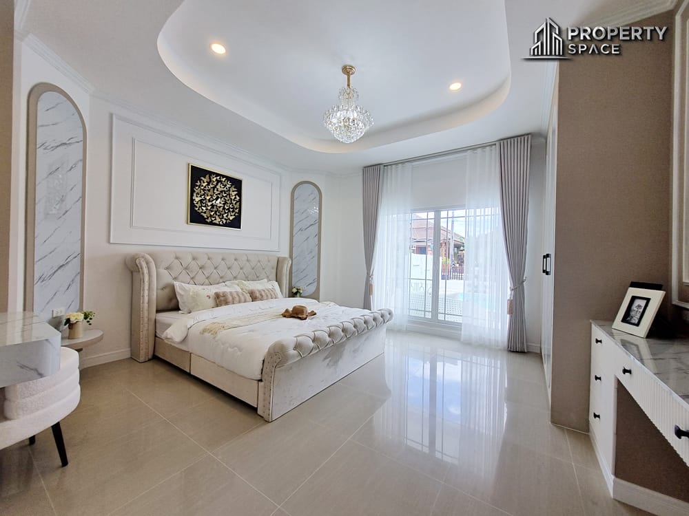 Brand New 3 Bedroom Pool Villa In East Pattaya Near Motorway No.7 For Sale Image 14