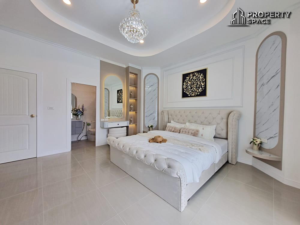 Brand New 3 Bedroom Pool Villa In East Pattaya Near Motorway No.7 For Sale Image 17