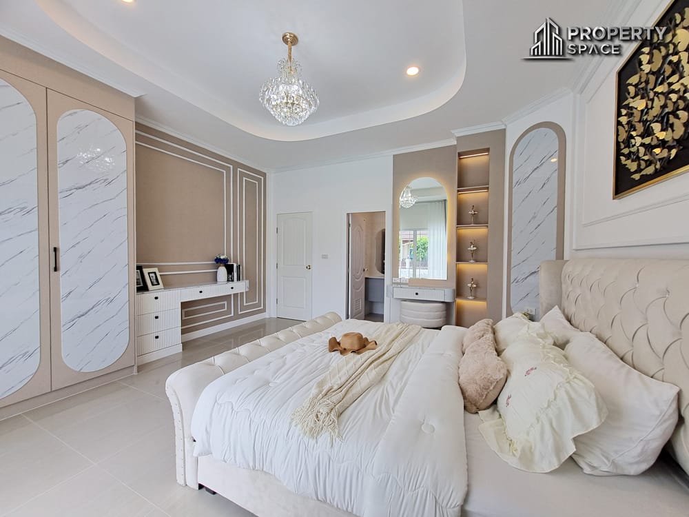 Brand New 3 Bedroom Pool Villa In East Pattaya Near Motorway No.7 For Sale Image 18