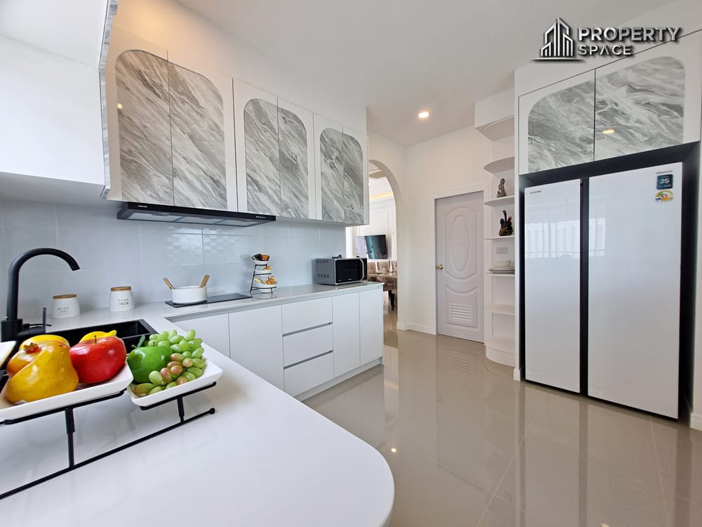 Brand New 3 Bedroom Pool Villa In East Pattaya Near Motorway No.7 For Sale Image 12
