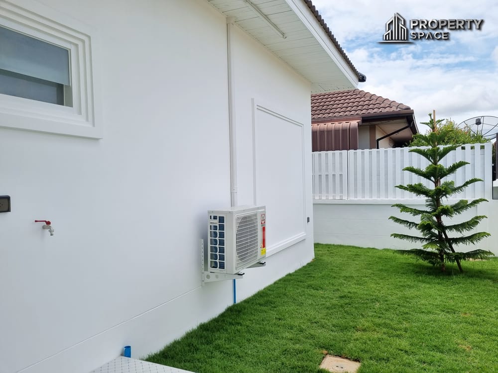 Brand New 3 Bedroom Pool Villa In East Pattaya Near Motorway No.7 For Sale Image 30