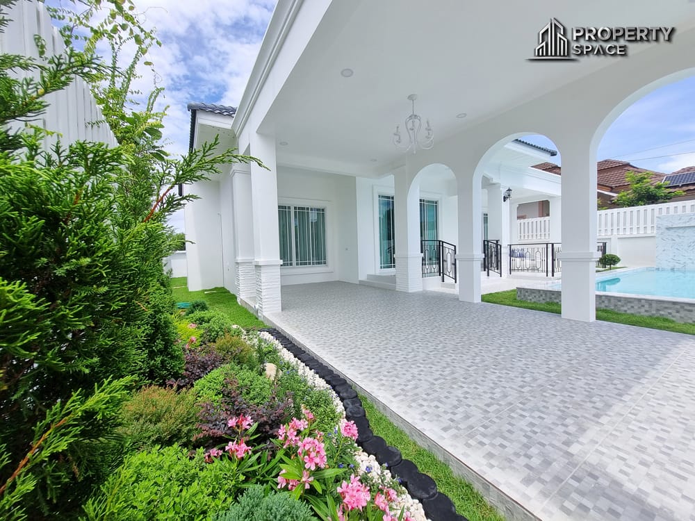 Brand New 3 Bedroom Pool Villa In East Pattaya Near Motorway No.7 For Sale Image 5