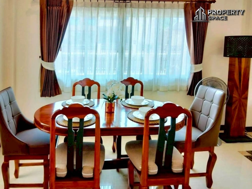 3 Bedroom House In Rose Land & House Near International School Pattaya For Rent Image 10
