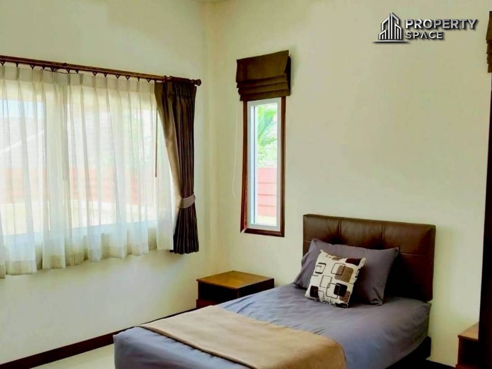3 Bedroom House In Rose Land & House Near International School Pattaya For Rent Image 15