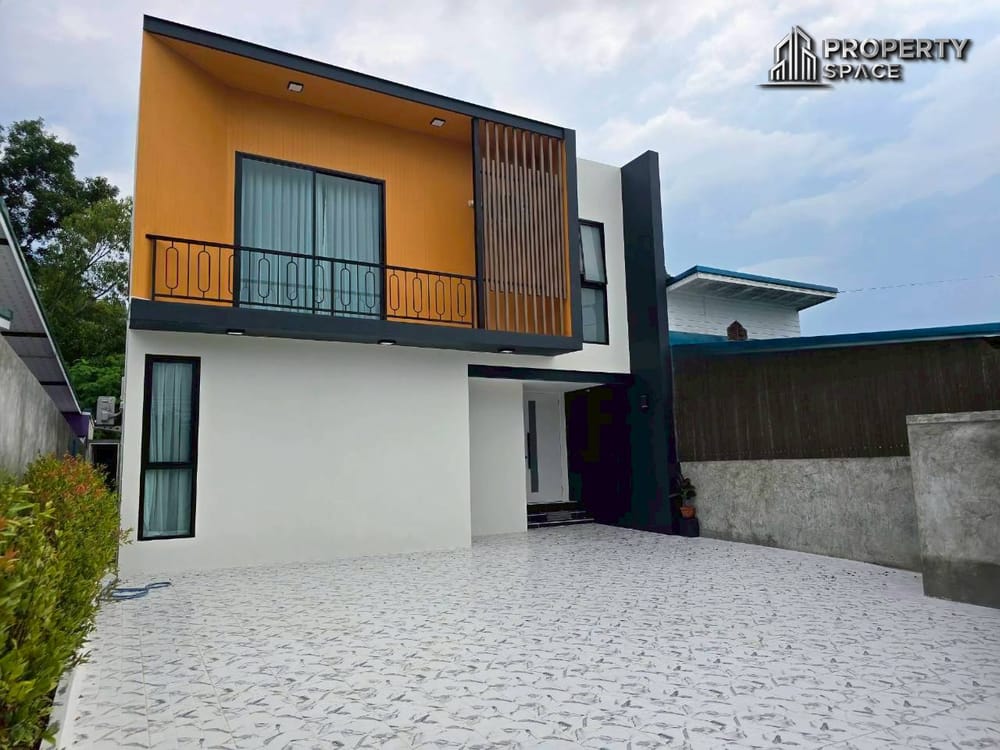 5 Bedroom 2 Storey Pool Villa in Huai Yai Pattaya For Sale Image 45