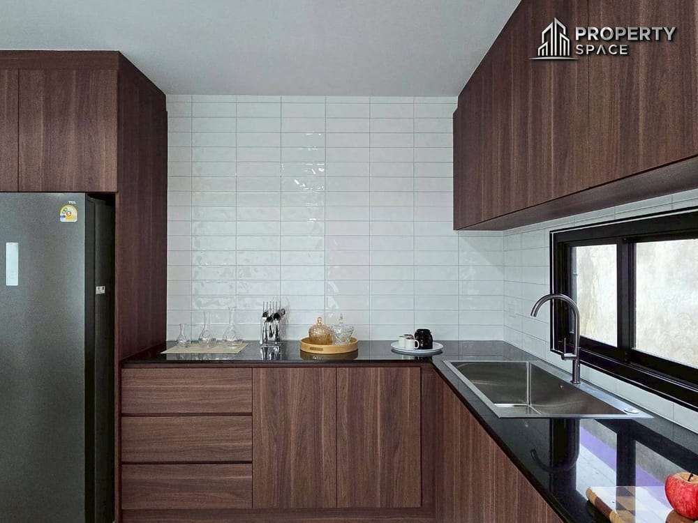 5 Bedroom 2 Storey Pool Villa in Huai Yai Pattaya For Sale Image 14