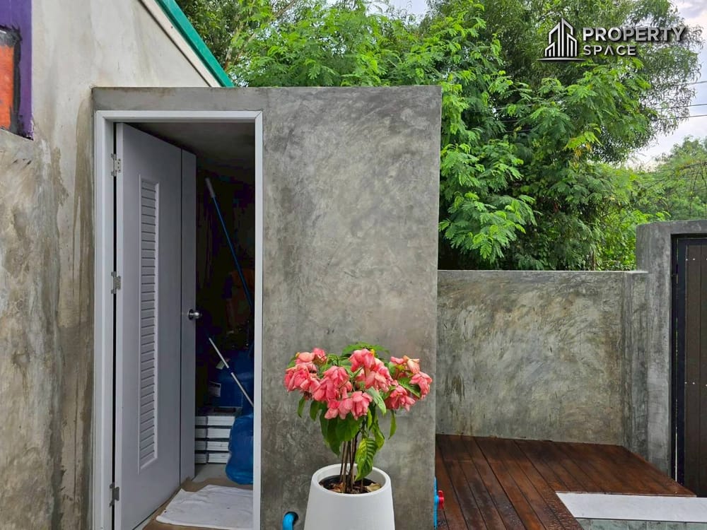 5 Bedroom 2 Storey Pool Villa in Huai Yai Pattaya For Sale Image 43