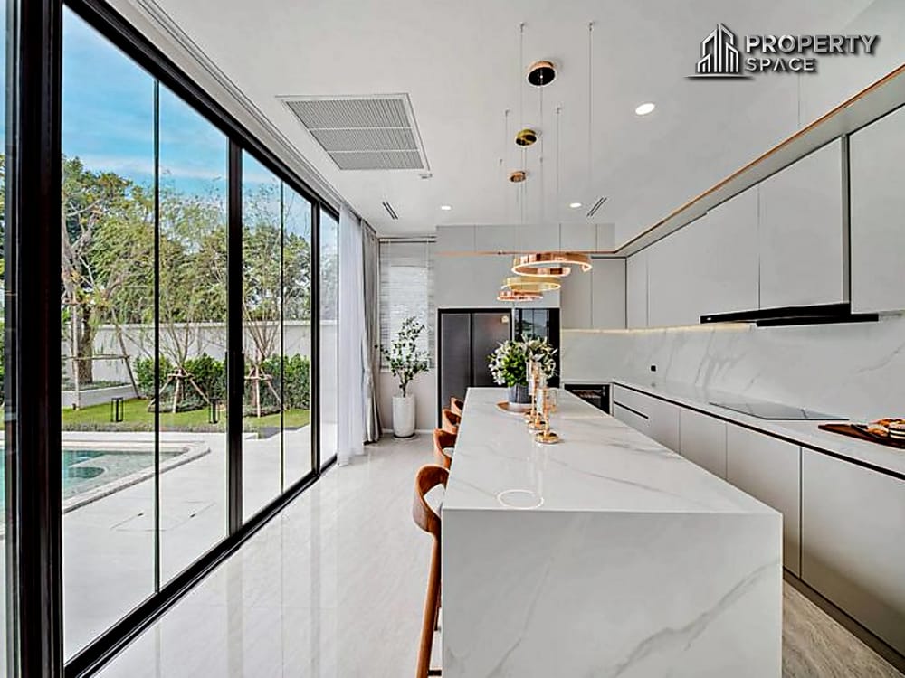 Modern Luxury Pool Villa 4 Bedroom In Chieftain by Patta For Sale And Rent Image 10