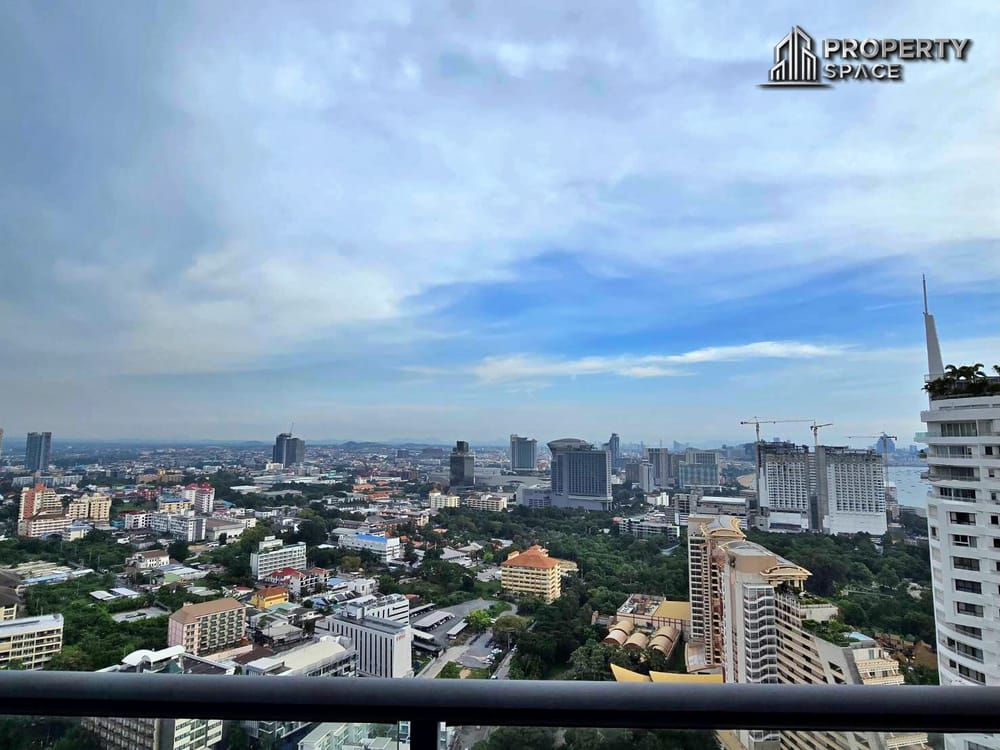 Beachfront 2-Bedroom Condo In The Zire Wongamat For Sale  Image 3