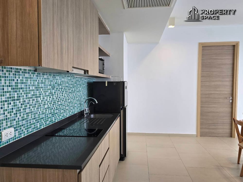 Beachfront 2-Bedroom Condo In The Zire Wongamat For Sale  Image 7