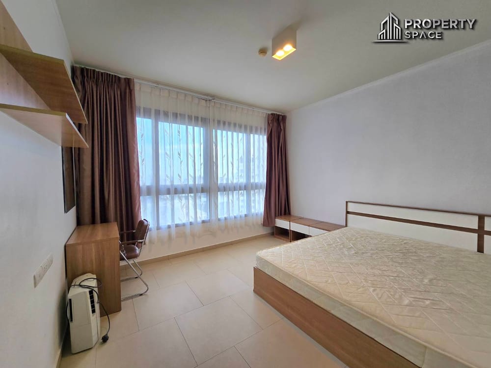 Beachfront 2-Bedroom Condo In The Zire Wongamat For Sale  Image 9
