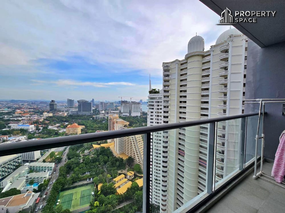 Beachfront 2-Bedroom Condo In The Zire Wongamat For Sale  Image 17