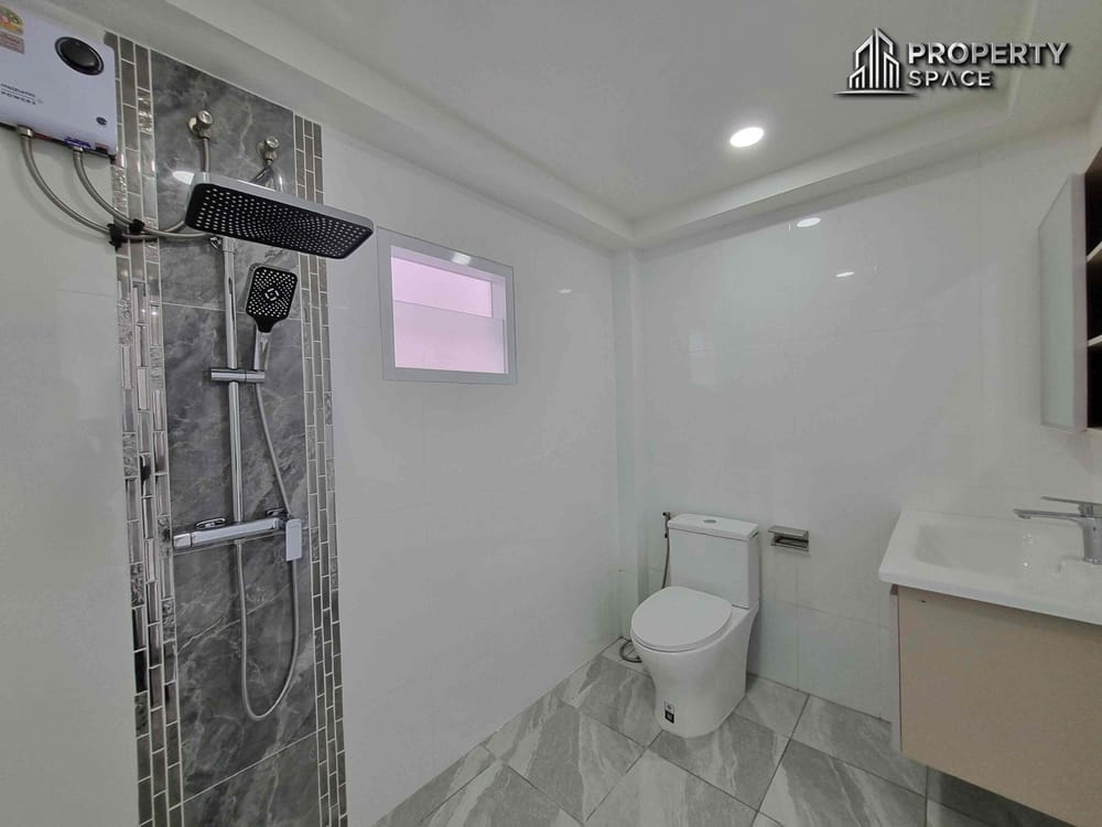 Brand New 3 Bedroom Pool Villa In Soi Siam Country Club Pattaya For Sale Image 19