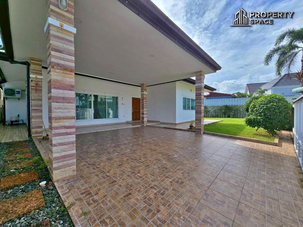 Modern 3 Bedroom House In Soi Siam Country Club Pattaya For Rent Image 3