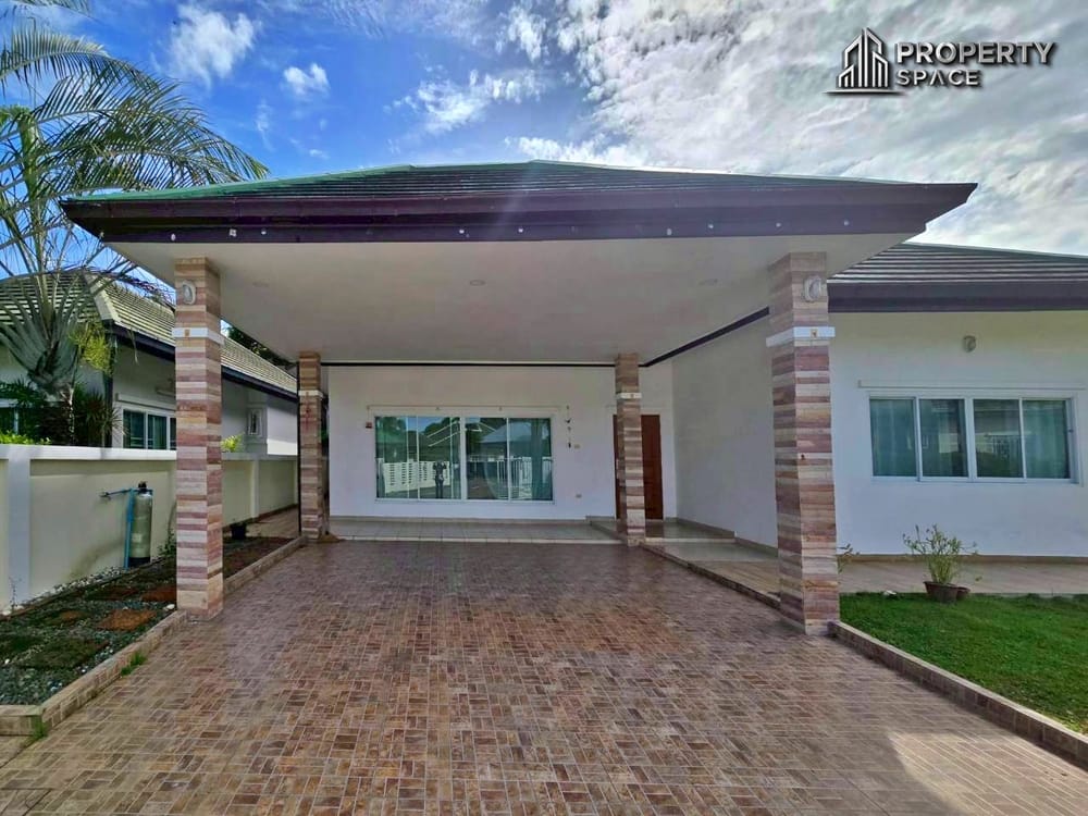 Modern 3 Bedroom House In Soi Siam Country Club Pattaya For Rent Image 4
