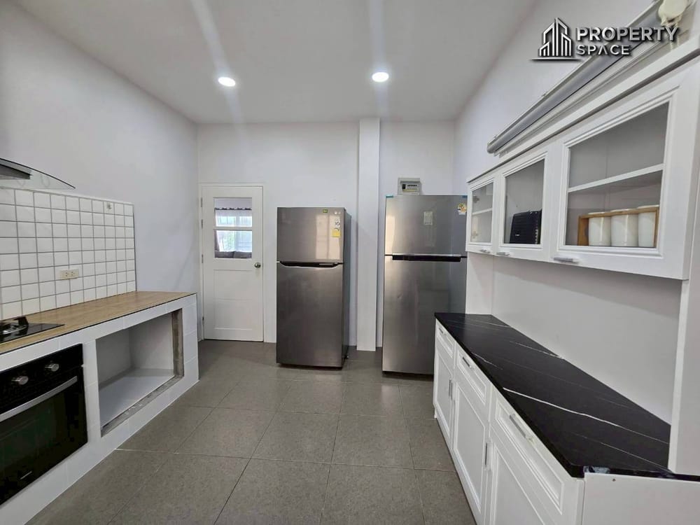 Modern 3 Bedroom House In Soi Siam Country Club Pattaya For Rent Image 12