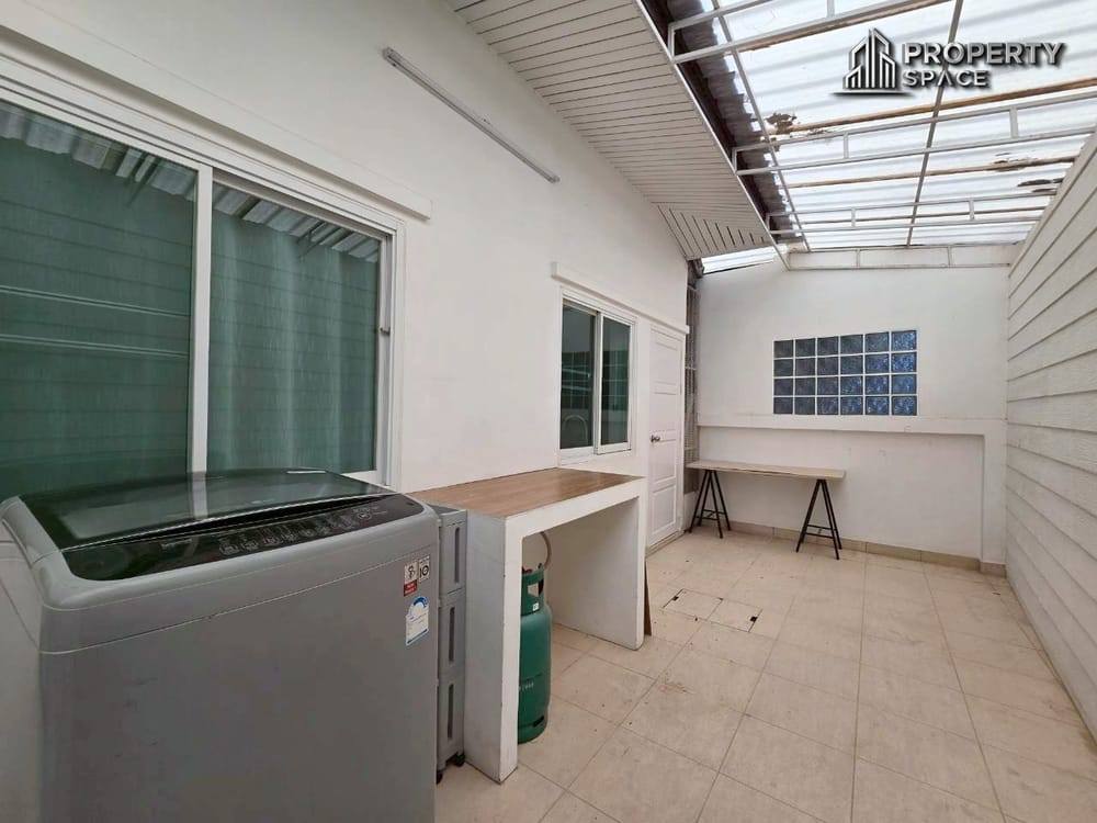 Modern 3 Bedroom House In Soi Siam Country Club Pattaya For Rent Image 34