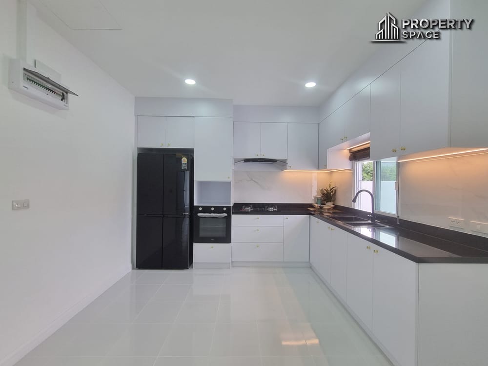 Modern 3 Bedroom Pool Villa In Soi Siam Country Club Pattaya For Sale Image 15
