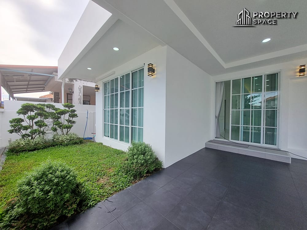 Modern 3 Bedroom Pool Villa In Soi Siam Country Club Pattaya For Sale Image 3