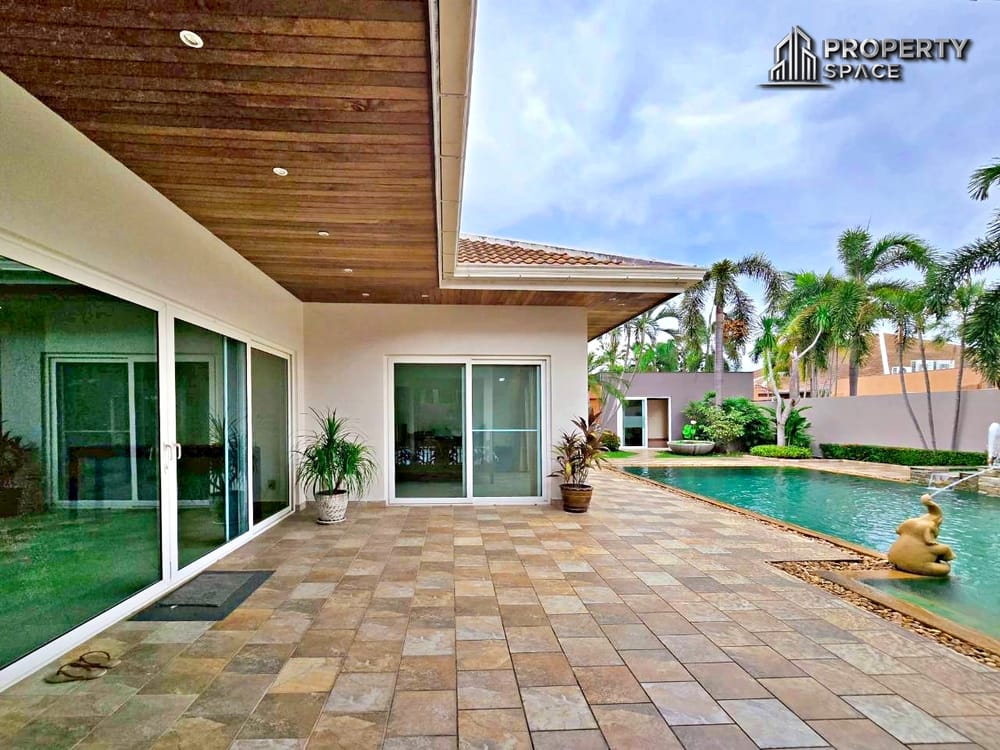 Tropical 4-Bedroom Pool Villa In East Pattaya For Sale And Rent  Image 7
