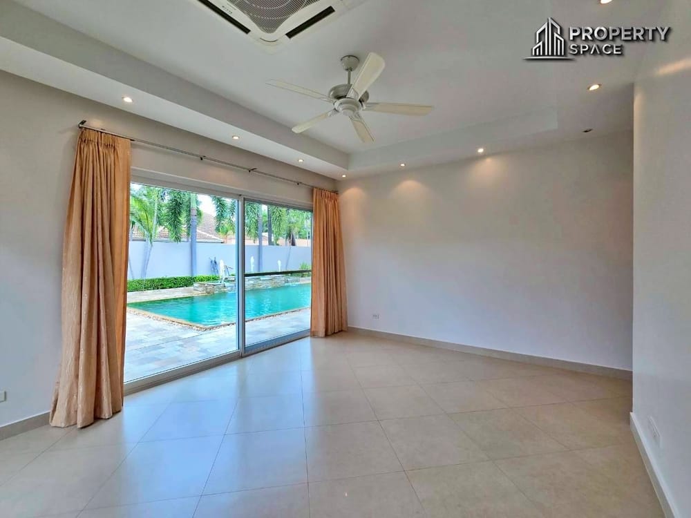 Tropical 4-Bedroom Pool Villa In East Pattaya For Sale And Rent  Image 44
