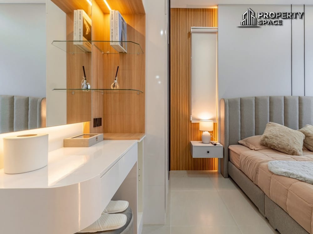 Modern Luxury 3 Bedroom Pool Villa In Heart of Central Pattaya For Sale Image 23
