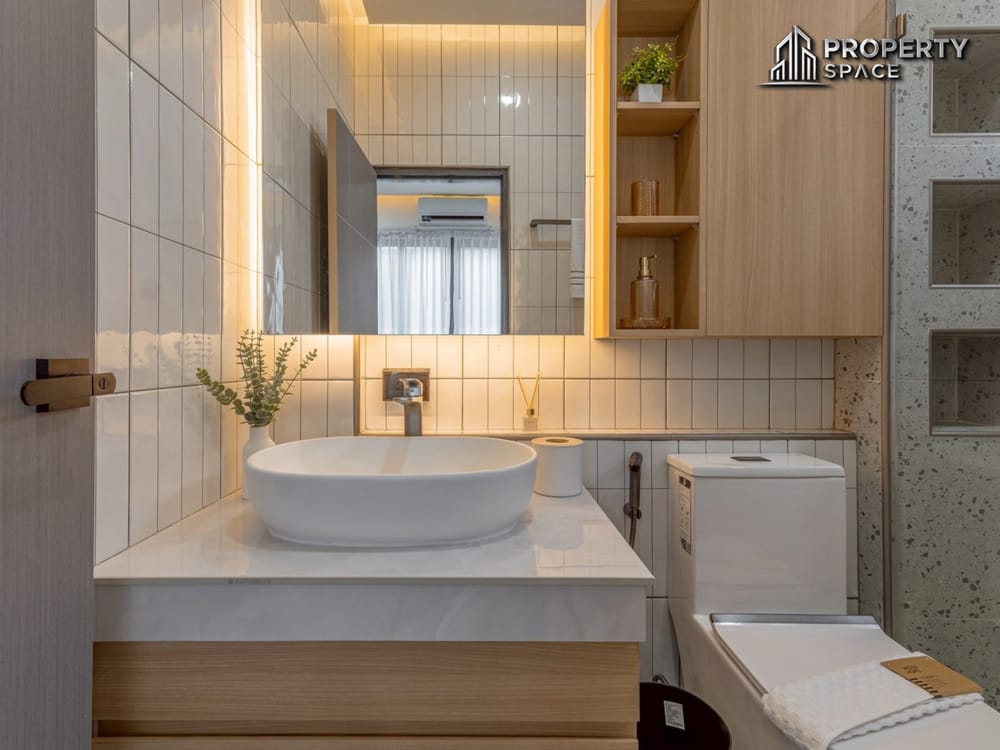 Modern Luxury 3 Bedroom Pool Villa In Heart of Central Pattaya For Sale Image 27