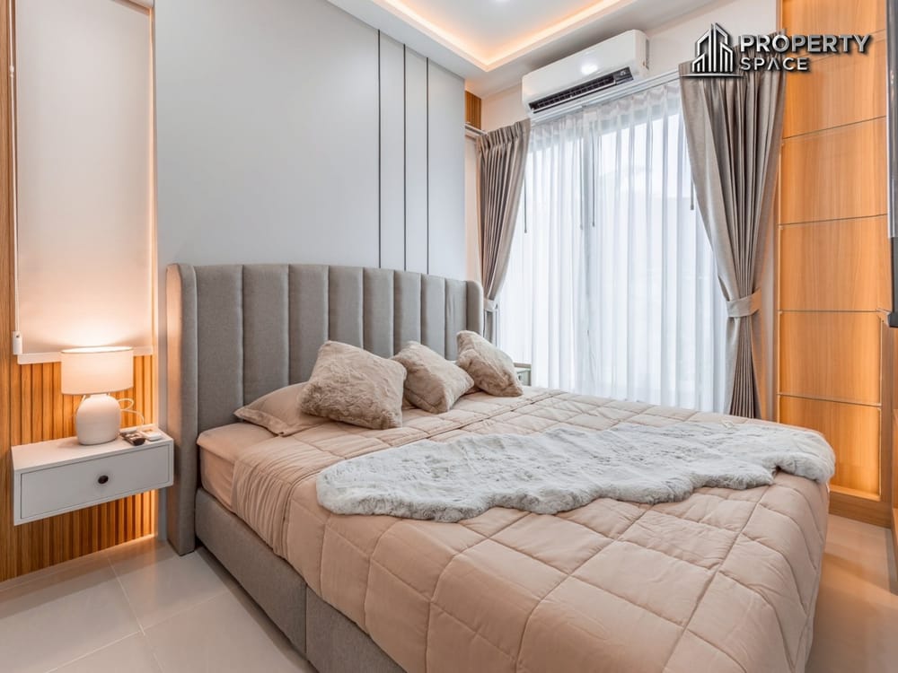 Modern Luxury 3 Bedroom Pool Villa In Heart of Central Pattaya For Sale Image 22