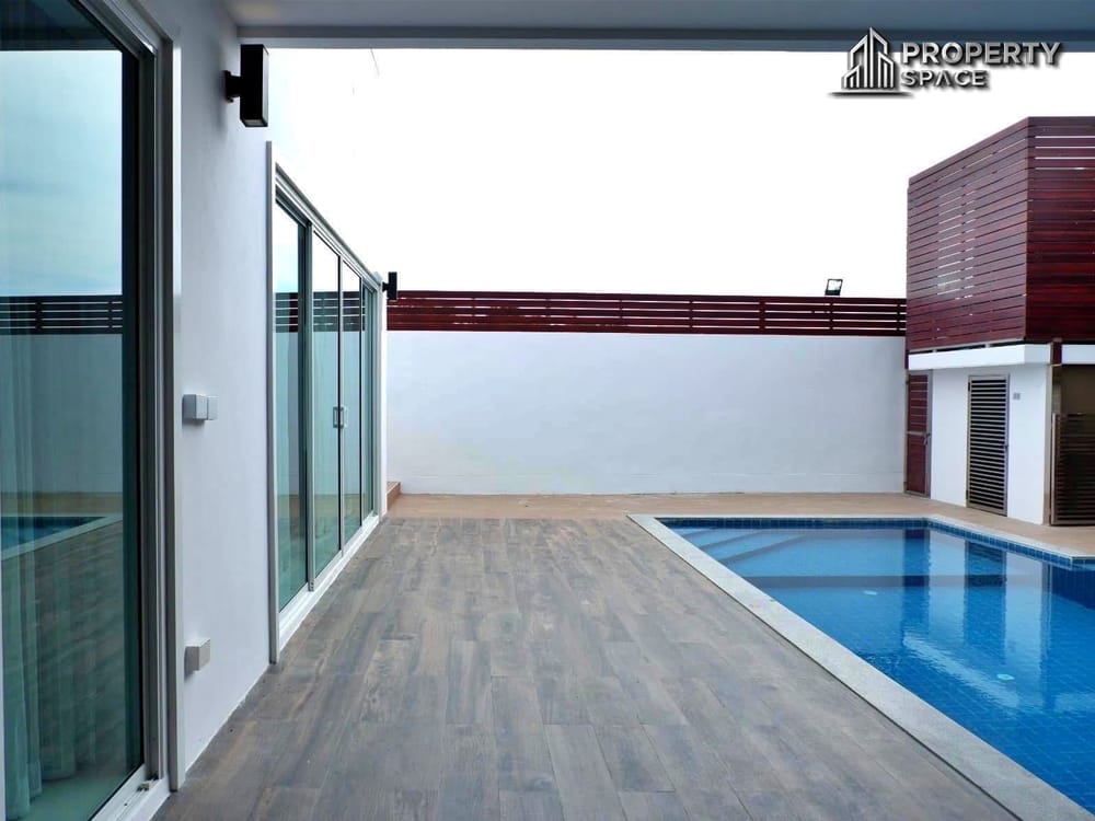4-Bedroom Luxury Pool Villa In East Pattaya For Sale and Rent Image 4