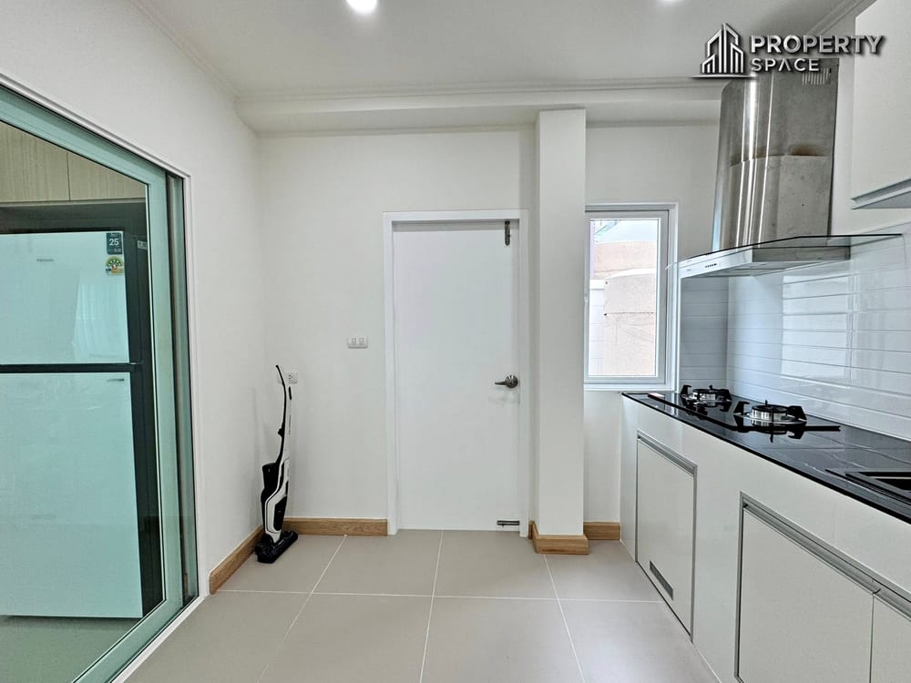 Modern 3 Bedroom Detached House In Supalai Primo Pattaya For Sale Image 11
