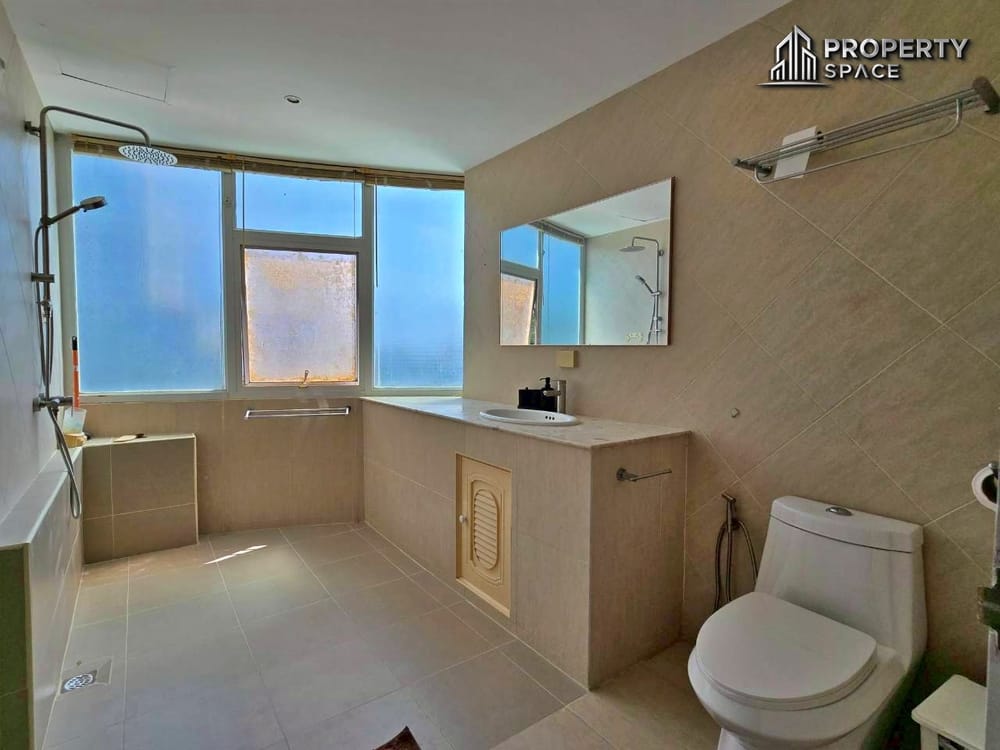 Spacious 3 Bedroom Condo Mountain View In Executive Residence 4 Pattaya For Sale And Rent Image 27
