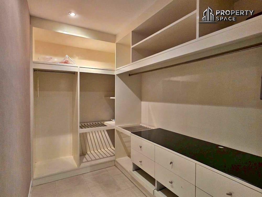 Spacious 3 Bedroom Condo Mountain View In Executive Residence 4 Pattaya For Sale And Rent Image 30
