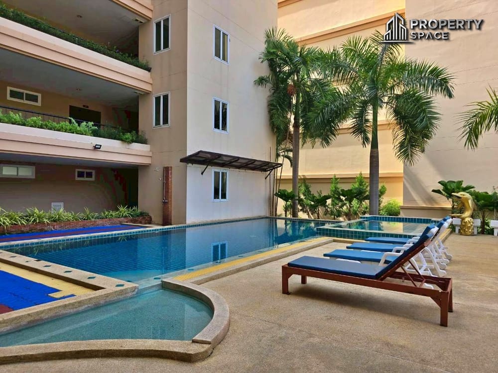 Spacious 3 Bedroom Condo Mountain View In Executive Residence 4 Pattaya For Sale And Rent Image 42