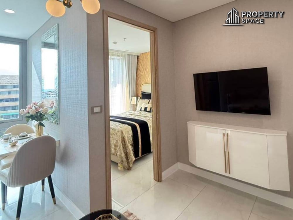 Luxury 1 Bedroom in Copacabana Beachfront Jomtien Condo For Rent Image 4