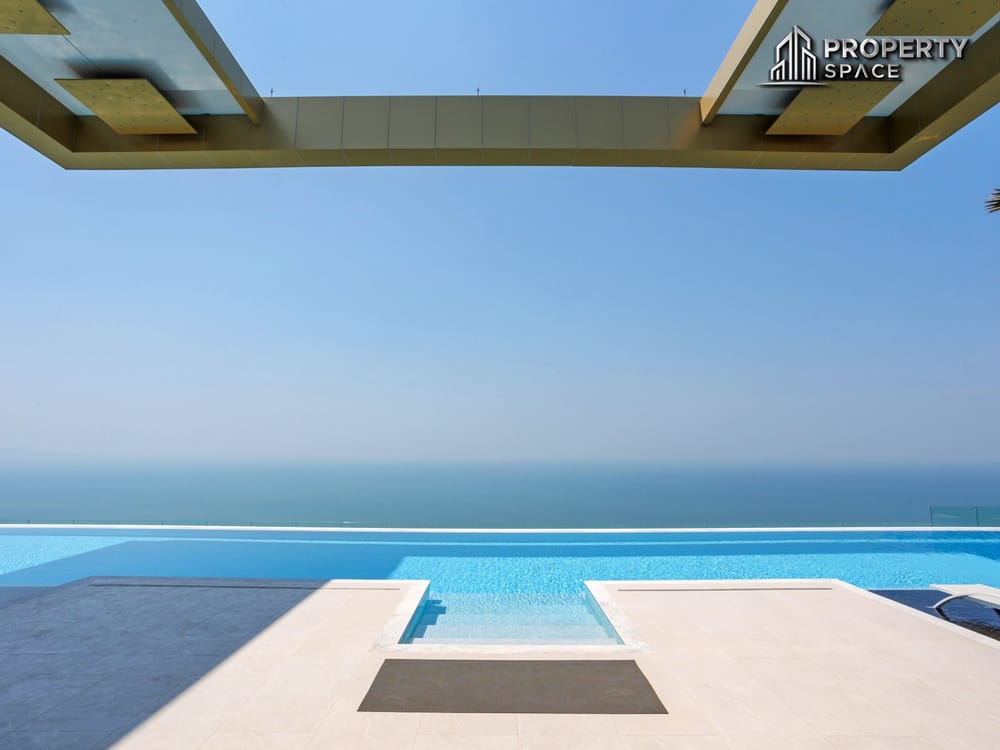 Luxury 1 Bedroom in Copacabana Beachfront Jomtien Condo For Rent Image 16
