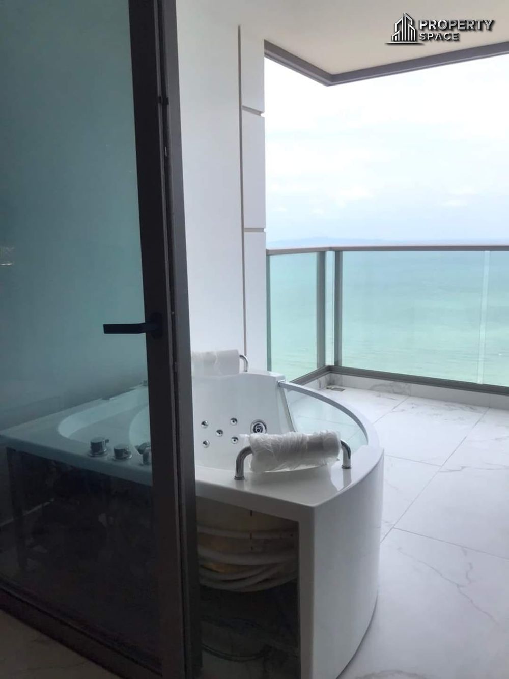 Luxury 2 Bedroom In Copacabana Jomtien Condo For Sale Image 12