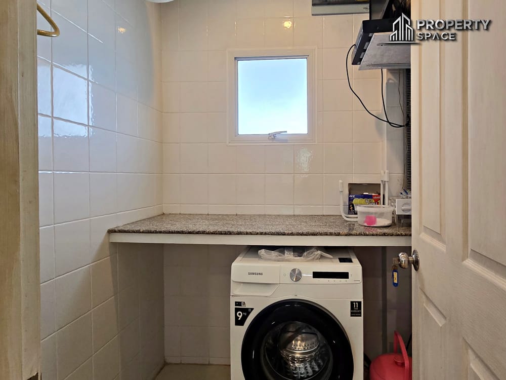 Pet Friendly Modern 3 Bedroom 2 Storey House In East Pattaya For Rent Image 15