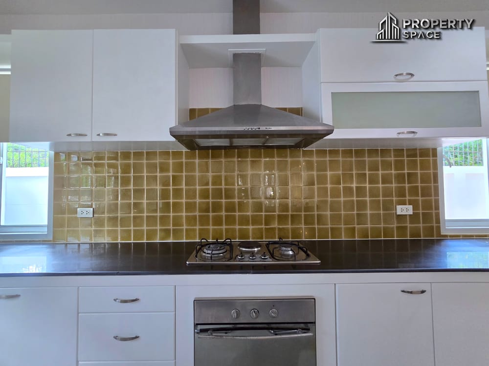 4 Bedroom Pool Villa In Soi Siam Country Club Pattaya For Sale Image 16