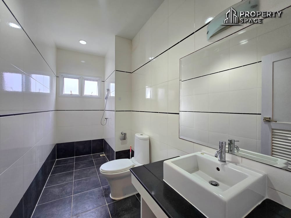 4 Bedroom Pool Villa In Soi Siam Country Club Pattaya For Sale Image 19