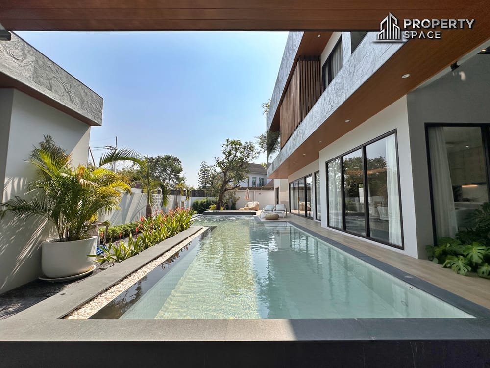 Pattaya Luxury 4-Bedroom Type A Pool Villa in Tree Villa For Sale Image 6