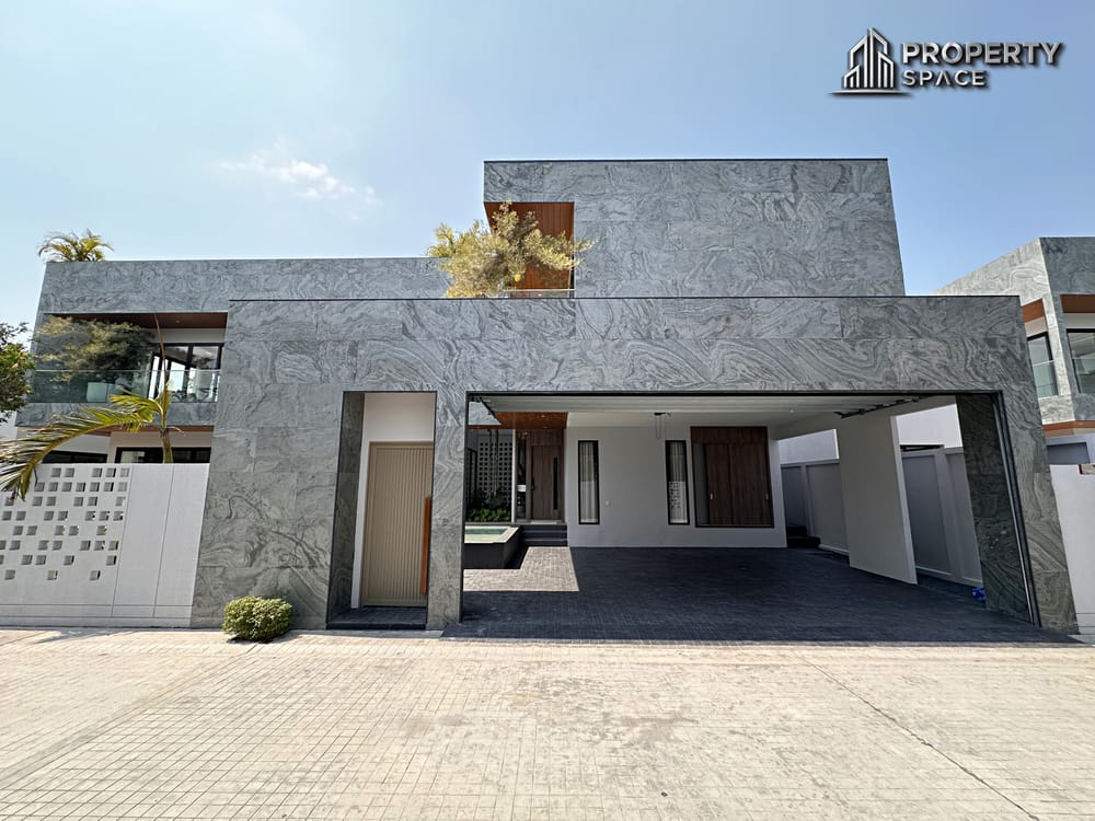 Pattaya Luxury 4-Bedroom Type A Pool Villa in Tree Villa For Sale Image 3