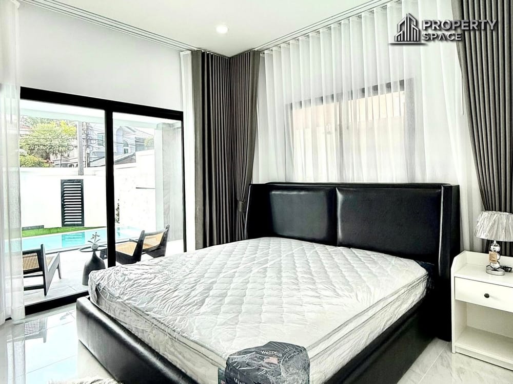 3 Bedroom Pool Villa In East Pattaya Near The Chill Shopping Mall For Sale Image 11
