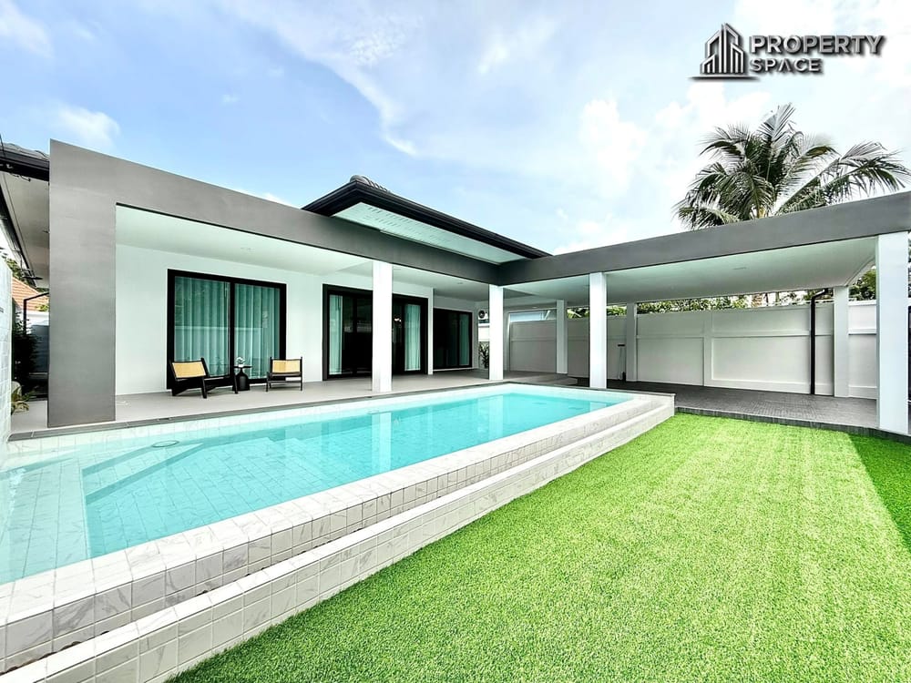 3 Bedroom Pool Villa In East Pattaya Near The Chill Shopping Mall For Sale Image 1