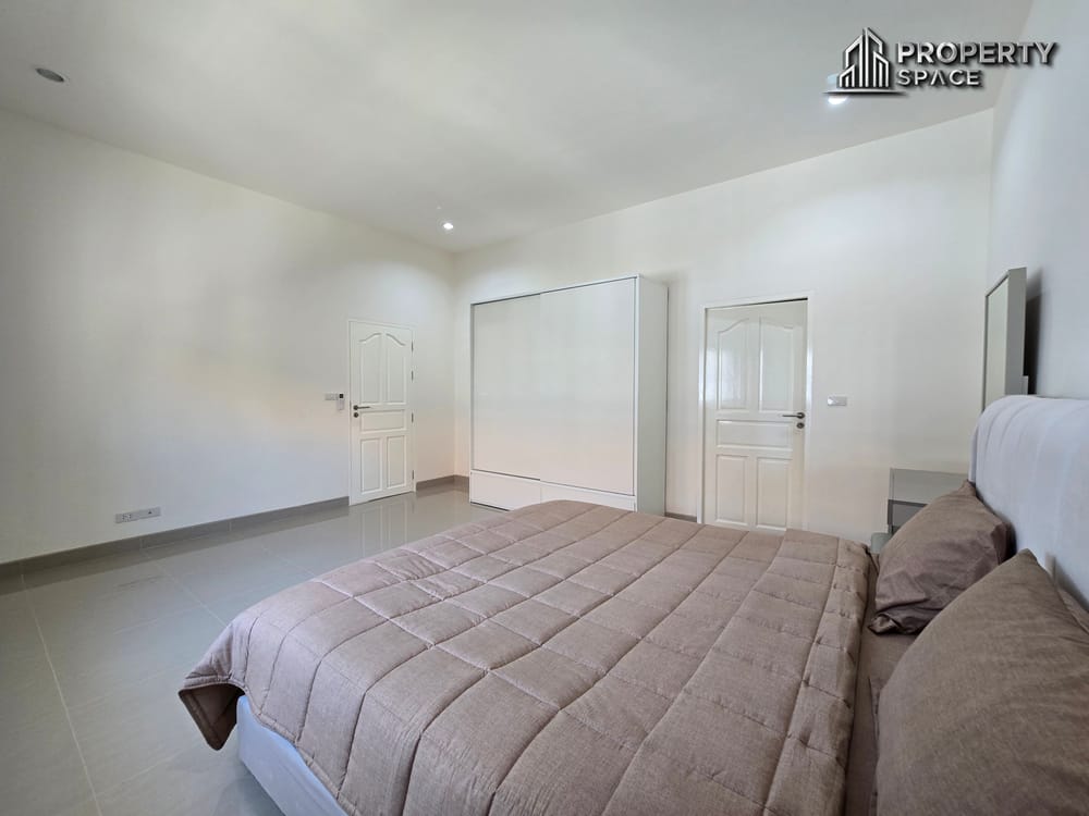 Modern Single-Story 3 Bedroom House in East Pattaya For Rent Image 18