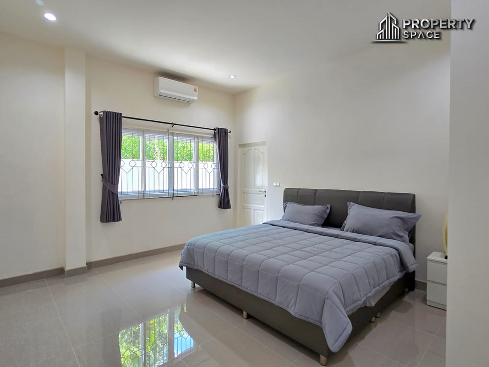 Modern Single-Story 3 Bedroom House in East Pattaya For Rent Image 20